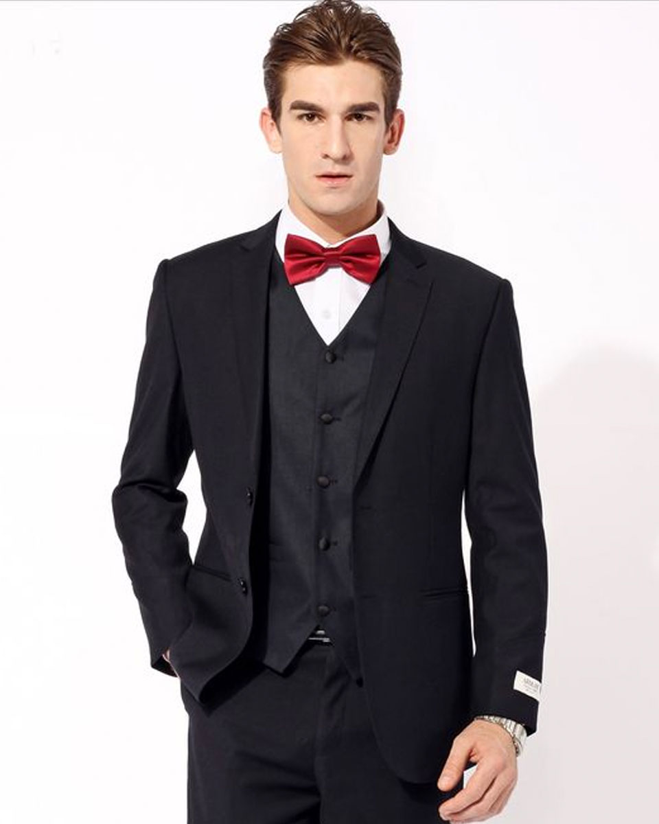 Solid Maroon Bow Tie: Luxe